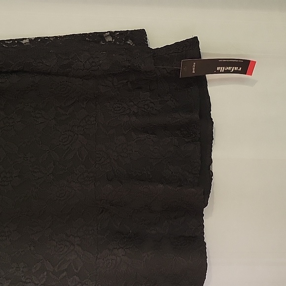 Rafaella Black Lace Peplum Top Petite Large - Picture 4 of 12